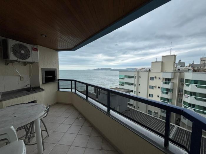 Vista Mar com Churrasqueira, Climatizado e Garagem