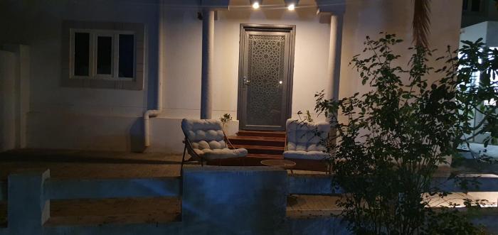 Nizwa heart garden home