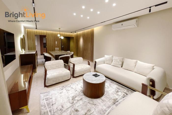 Super Luxury 3BR 2King Size bed hotel furnishing