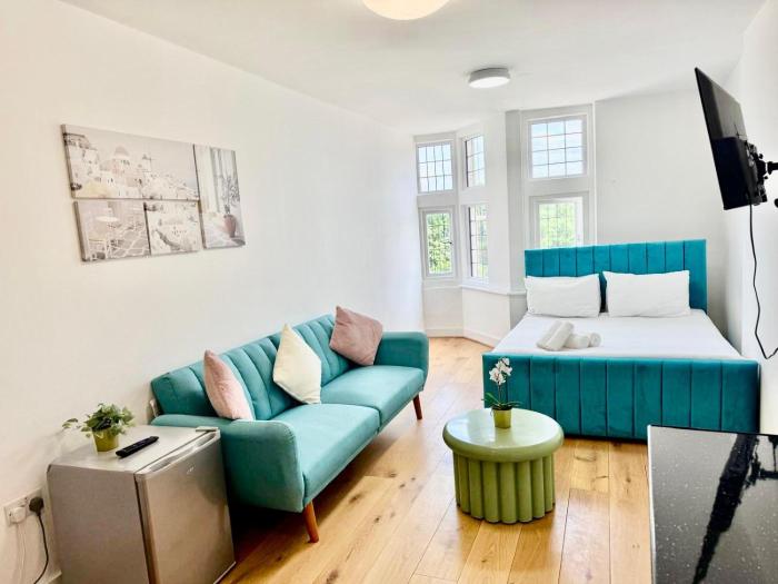 3A Golders Green London