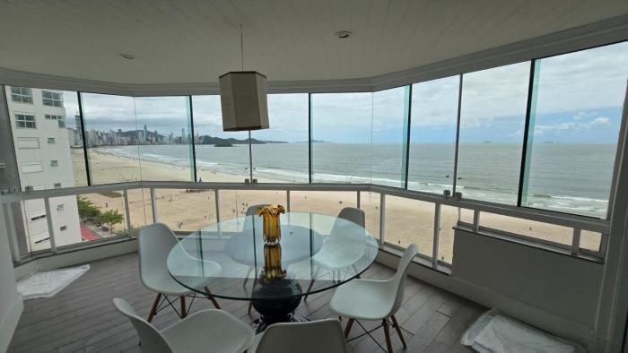 Frente mar em BC Dani