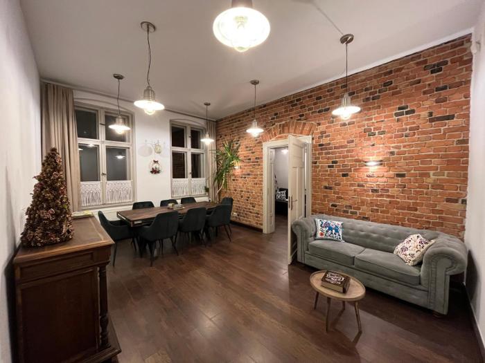Atmospheric Old Town Apartment Toruń