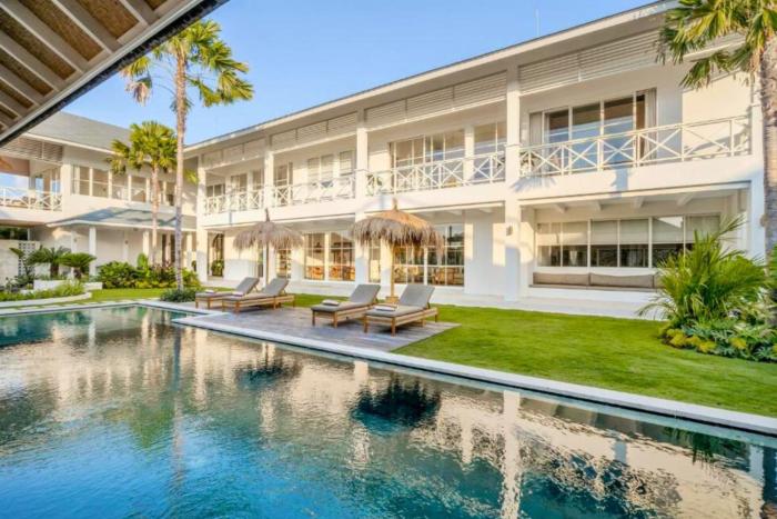 Anaya Spacious Elegant 5 BR Private Pool Villa ZN436