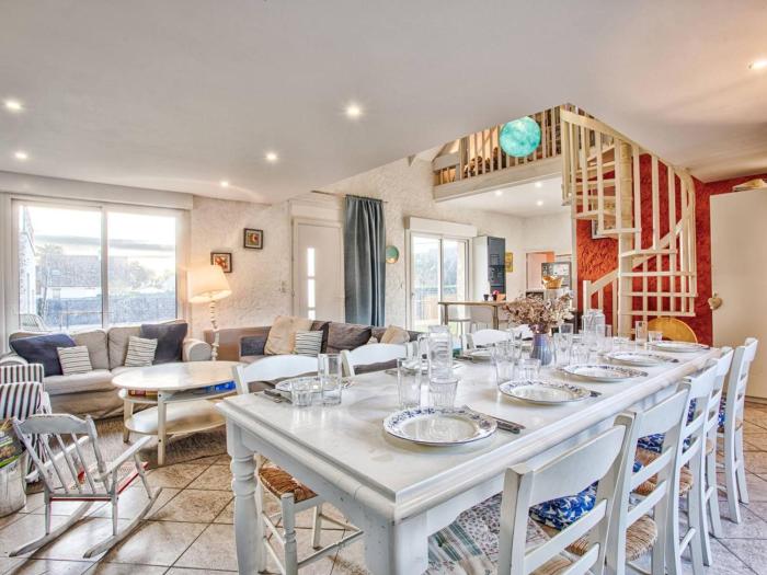 Maison familiale lumineuse près de la mer - FR-1-788-99