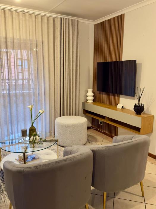 Stylish Modern Luxe Stays Pretoria East