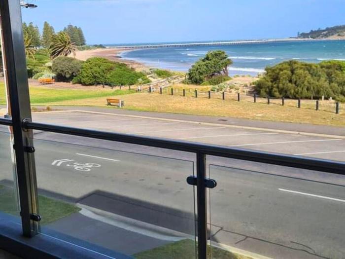 Esplanade Classic Art Deco with Stunning Views