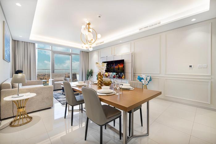 Famous Sky Pool at Paramounts Kings 2BR