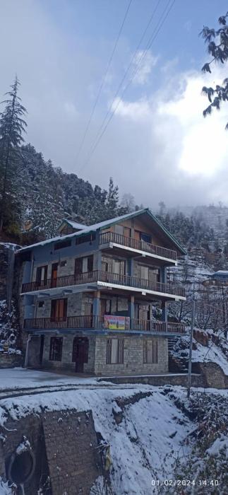 Apple Valley Homestay