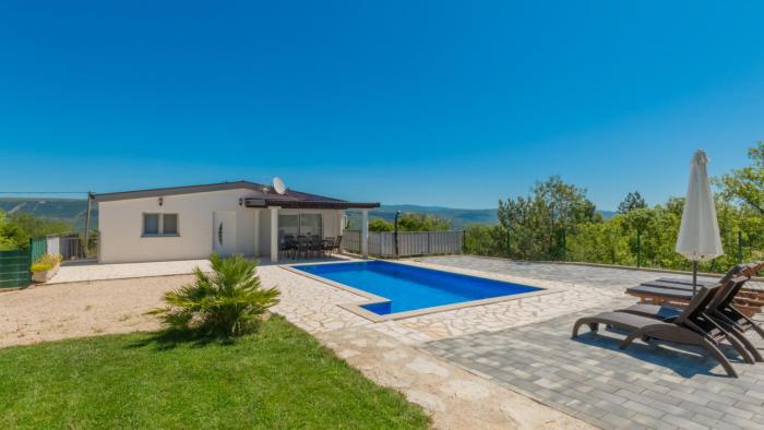 Villa Sanda - Makarska by Villas Guide