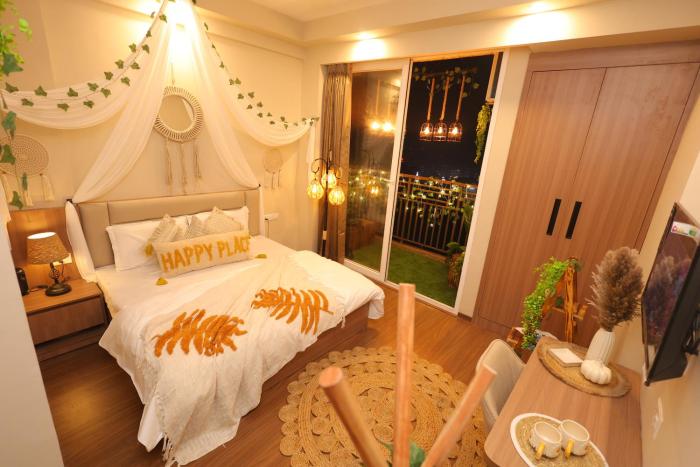 Nestia Stay Near Expo Mart & Metro Pari Chowk