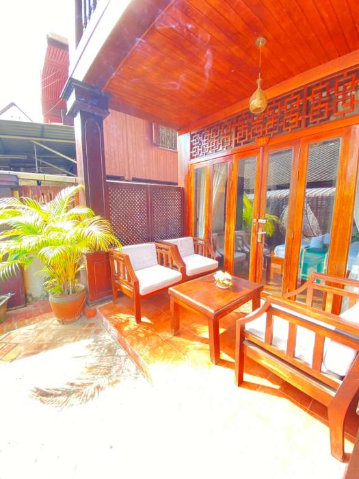 Villa Xiengthong Garden View