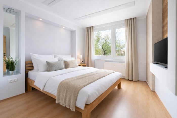 Comfort 66 large city home