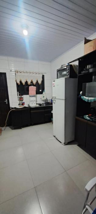 Casa perto da praia, próximo de mercados e farmácias