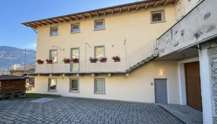 Tirano Living - Corte Righi - Ai Monti 42