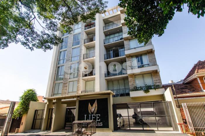 Chic apartment 600 m from Shopping del Sol