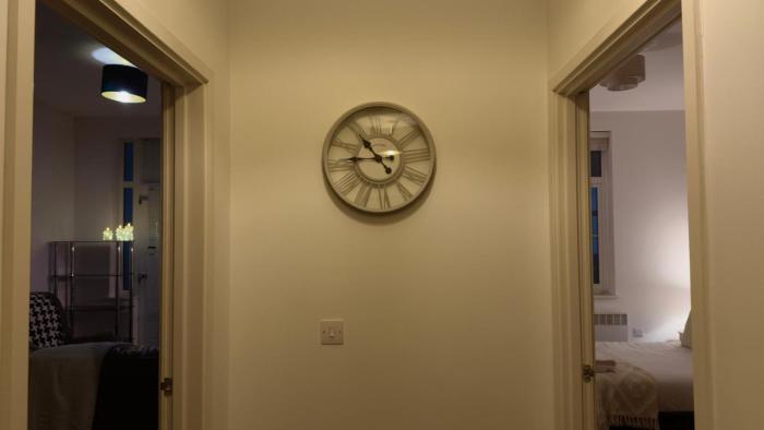 Secure City Centre Contractor Stays with Free Parking & Wi-Fi