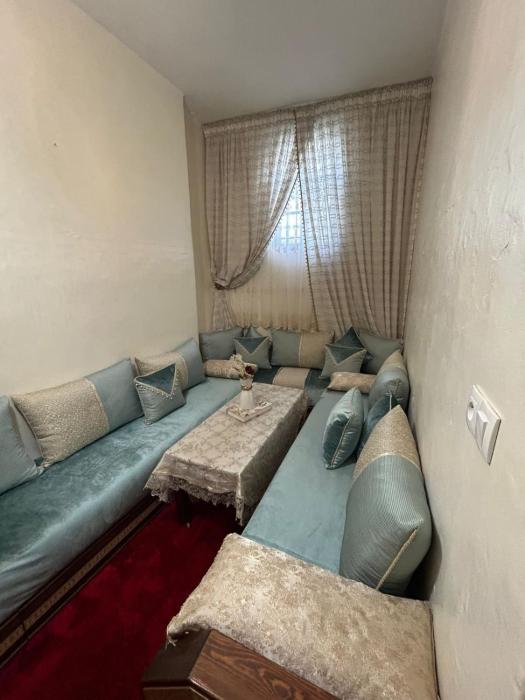 Salon privé avec douche et entrée indépendante Médina de Rabat