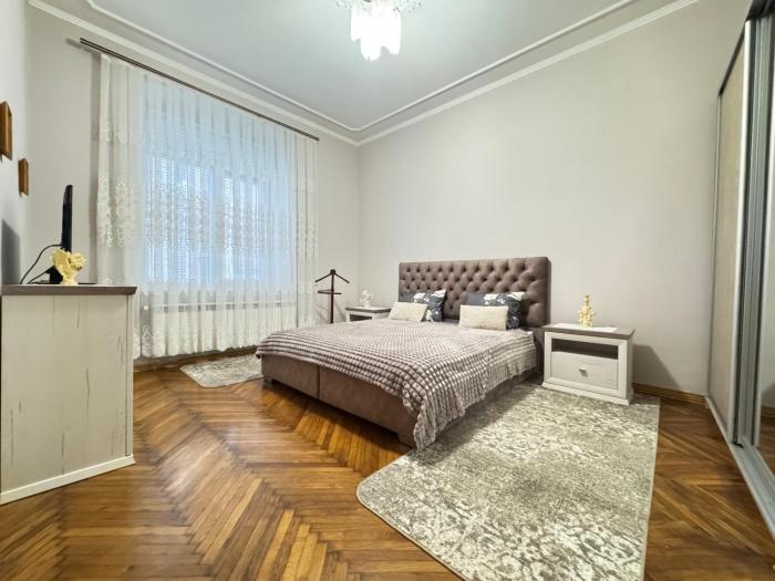 центр міста подобово 2 кім апартаменти