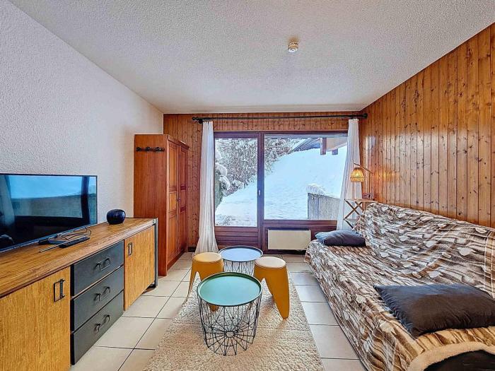 Appartement La Clusaz - 46 pers, Animaux bienvenus, Parking, RDC - FR-1-818-114