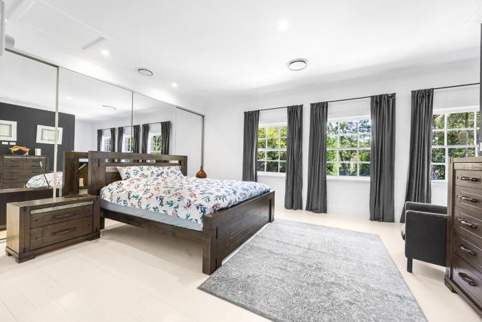 Boutique St Ives Residence 4BR Family Friendly