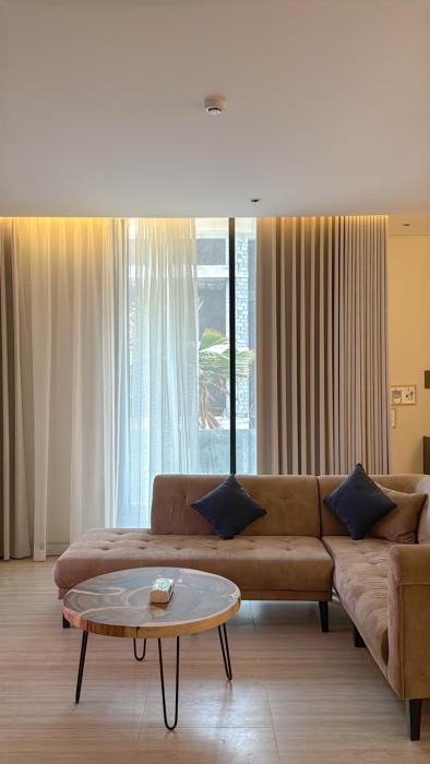 ملاذك الهادي قرب الكورنيش