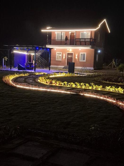 Fully managed farm house for stay