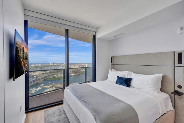 Miami Lux 1BR 37th Floor Bay City Views
