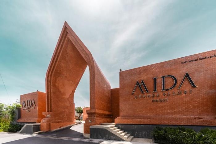 Surin Beach View Phuket