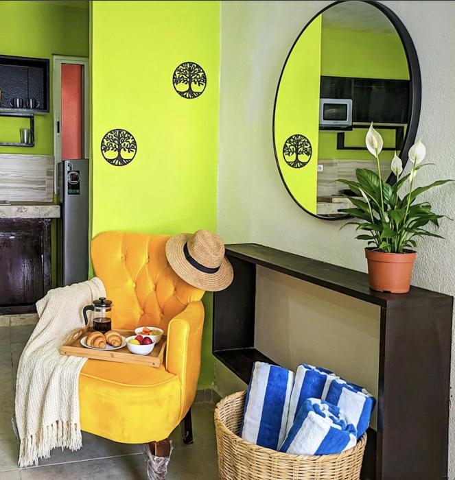 Romantic Escape I 500m Beach I Memory Foam King Bed I AC Kitchen WiFi Value Stay 4B