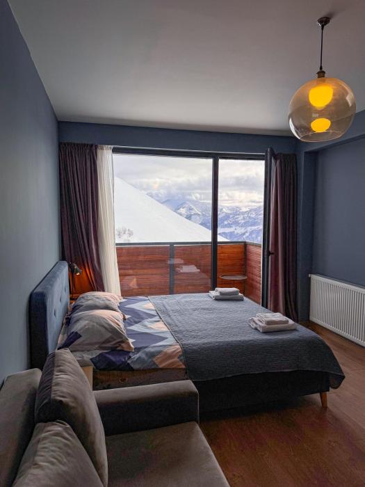 Gudauri Twins Blues - Mountain View