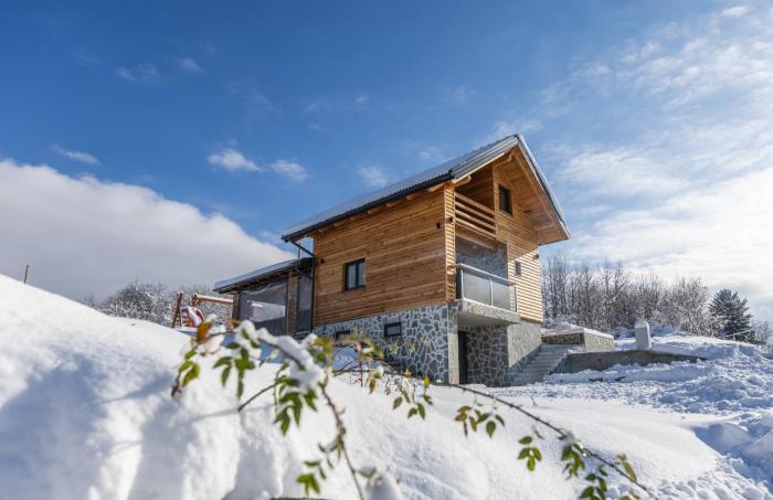 Family Oasis, Plaški