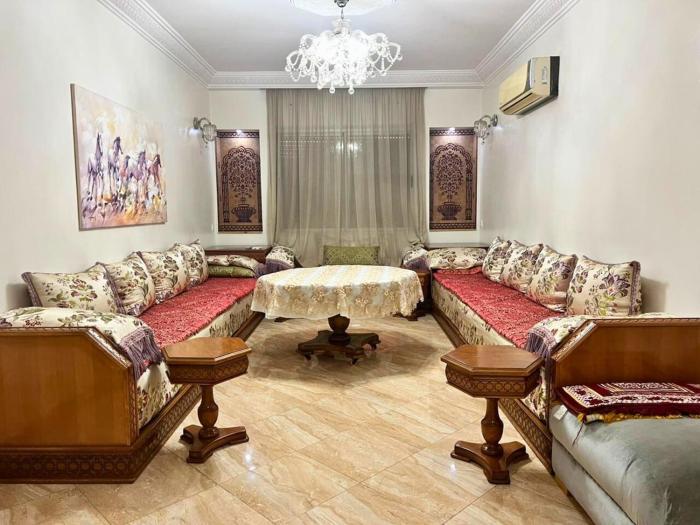 Lovely 2 BR Sweet Atlas City Center And Quiet 10 min From Beach