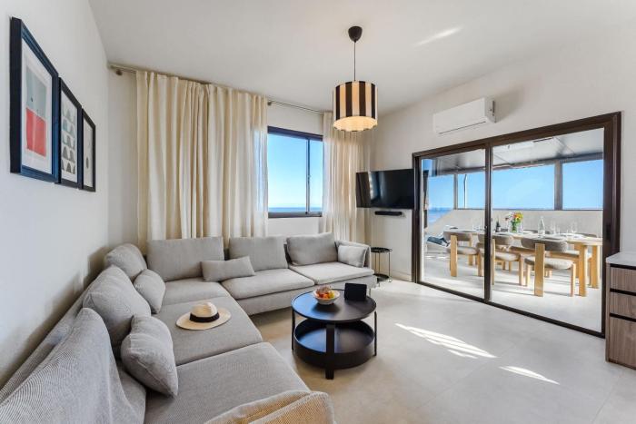Atlantic View Premium Oceanfront Penthouse