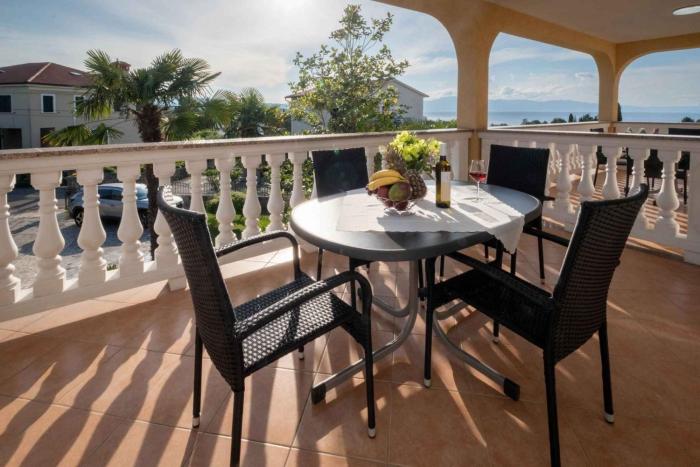 Apartments in Malinska - Insel Krk 53431