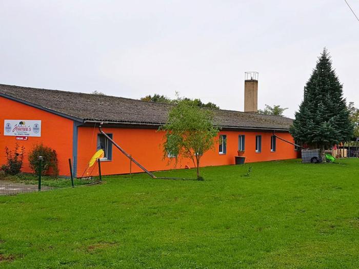 Family-Friendly Guesthouse in the Oderbruch