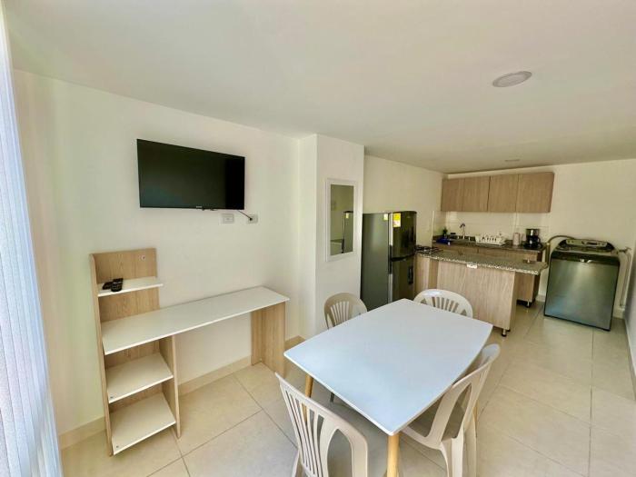 Aparthotel Urbano 3 habitaciones hasta 8 personas CC Fundadores U Autonoma