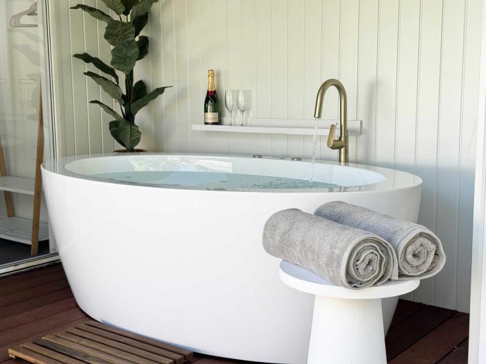 Seventh Heaven - Outdoor Bath & Sauna