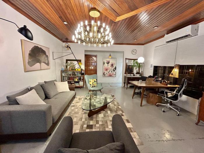 Chic Designer Family Suite Shared Bungalow LRT SS1 PJ