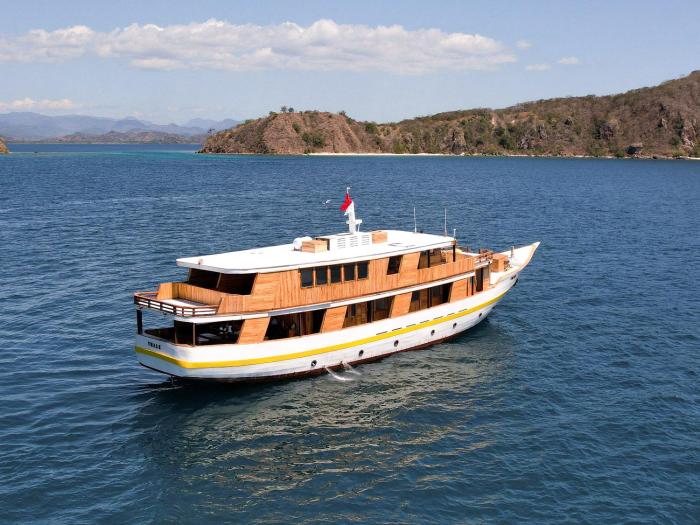 Phinisi Shared Boat Komodo