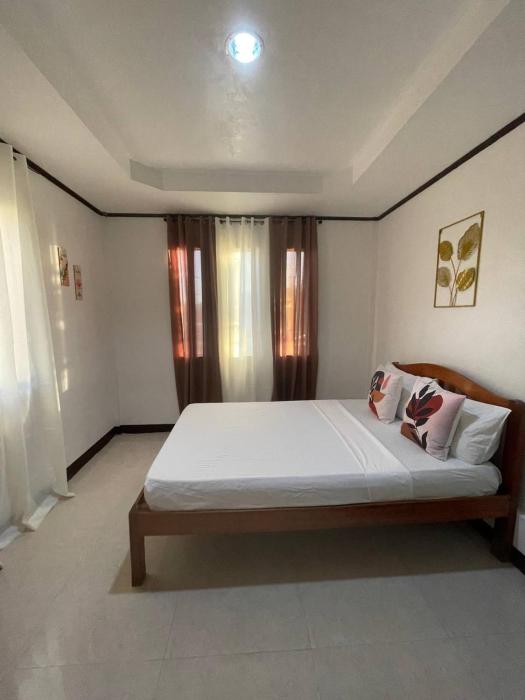 EZ Homestay - El Nido