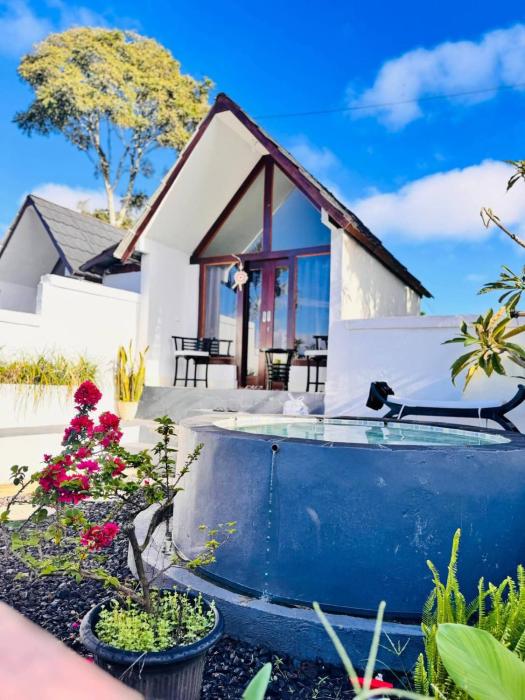 Savana Bali Glamping