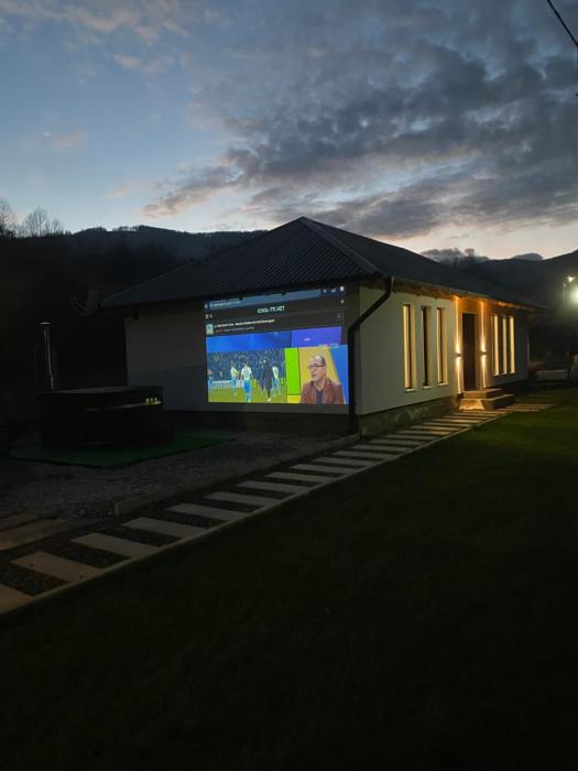 Cabana Tudor & Stefan