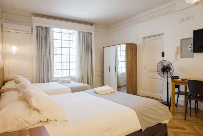 Modern Studio in Salvador Near Metro Fits 4