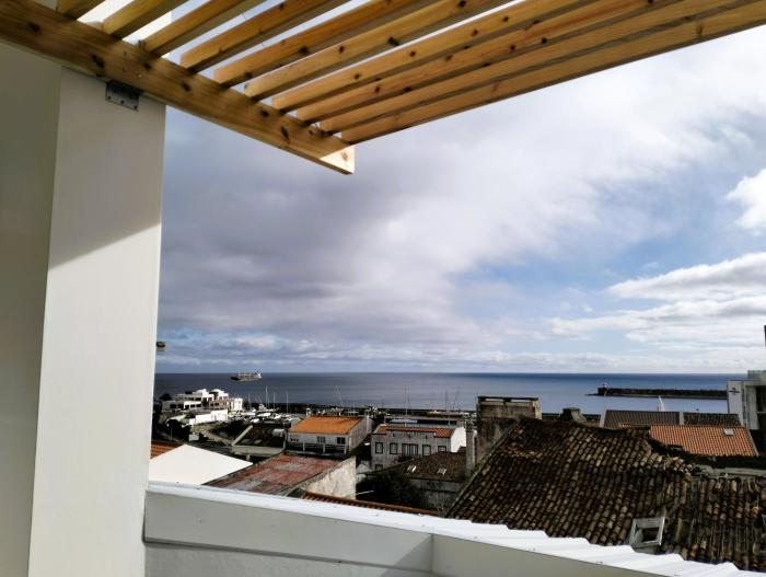 Ladeira Loft - City & Sea View