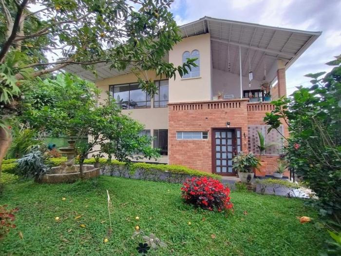 La Perlita - Casa de Hospedaje