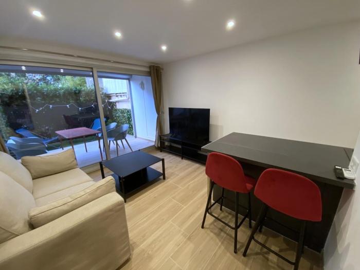 Santa Lucia - Appt confort clim & loggia 2 mn mer