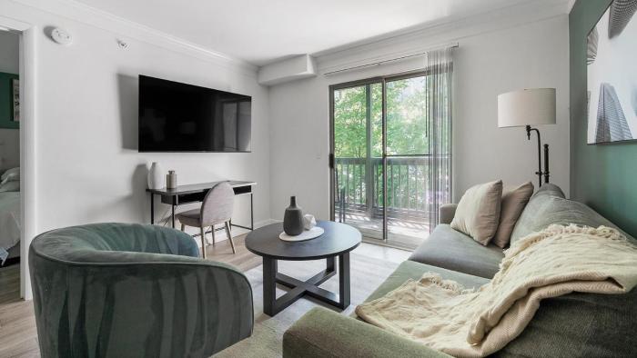 Landing Apartments - The Metropolitan