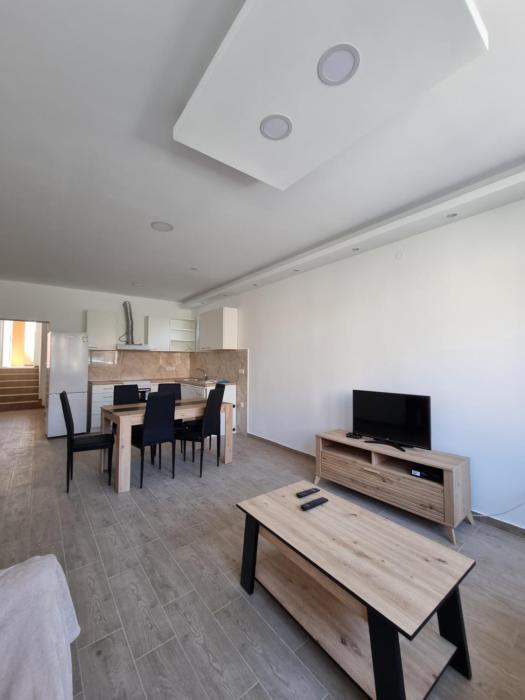 Mateo Apartment - Free Parking