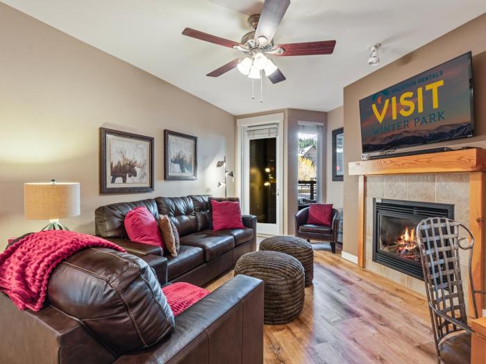 Fraser Crossing 1BR Condo | Hot Tub Access + Walk to Lifts