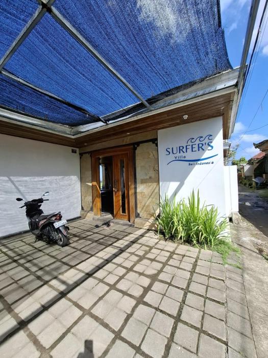 suffers villa medewi